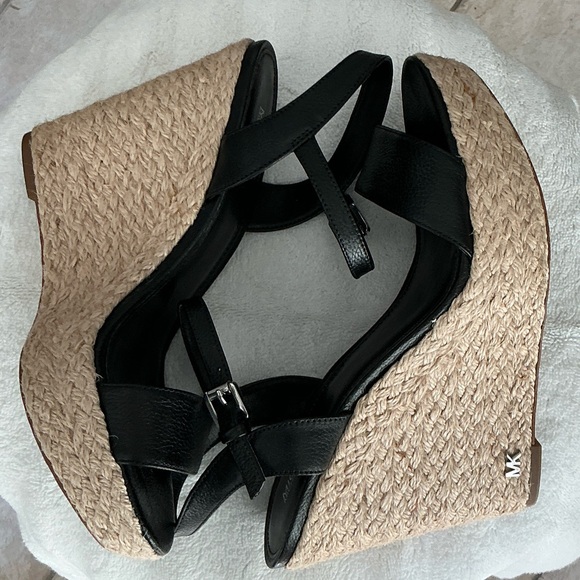 Michael Kors Black and Tan Wedge Sandals - Picture 3 of 6